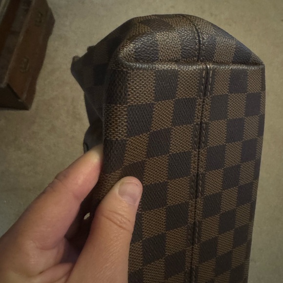 Louis Vuitton Brown and Red Checkered Bag - Picture 12 of 16